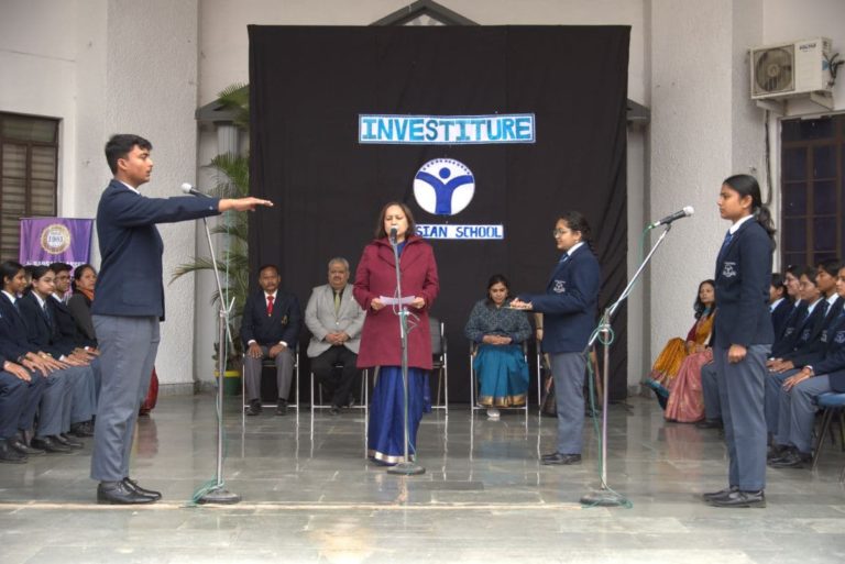 Investiture Prefect Body taking oath